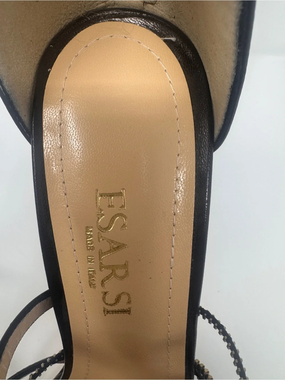 Discontinued designer Esari heels zipper design